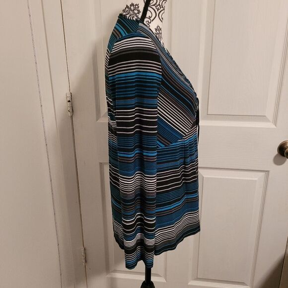 Motherhood Maternity top - Picture 2 of 7